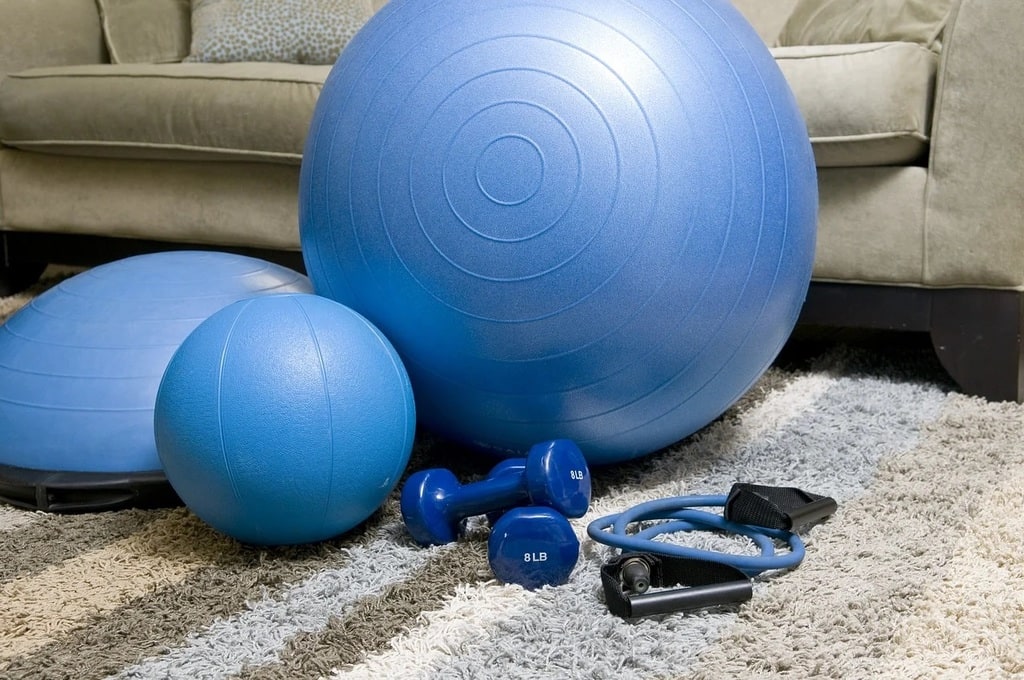 Pilates vs zumba, quelle activité choisir pour perdre du poids ?